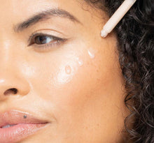 Load image into Gallery viewer, Cactus Cloudsilk Multi-Peptide Serum
