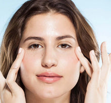 Load image into Gallery viewer, Crow Catcher Eye Transforming Youthful Serum
