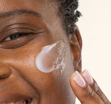 Load image into Gallery viewer, Kale Water Weightless Moisturizer
